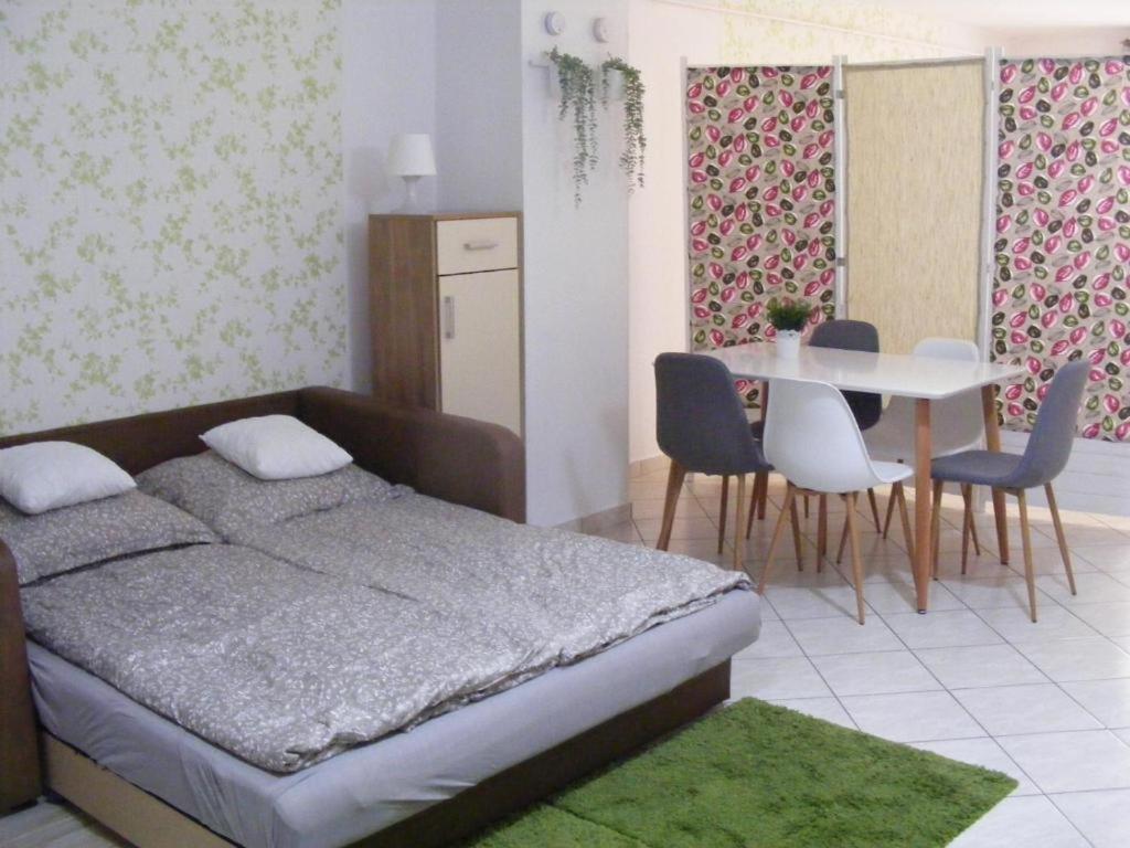 Fortuna Apartmanok Егер Екстериор снимка