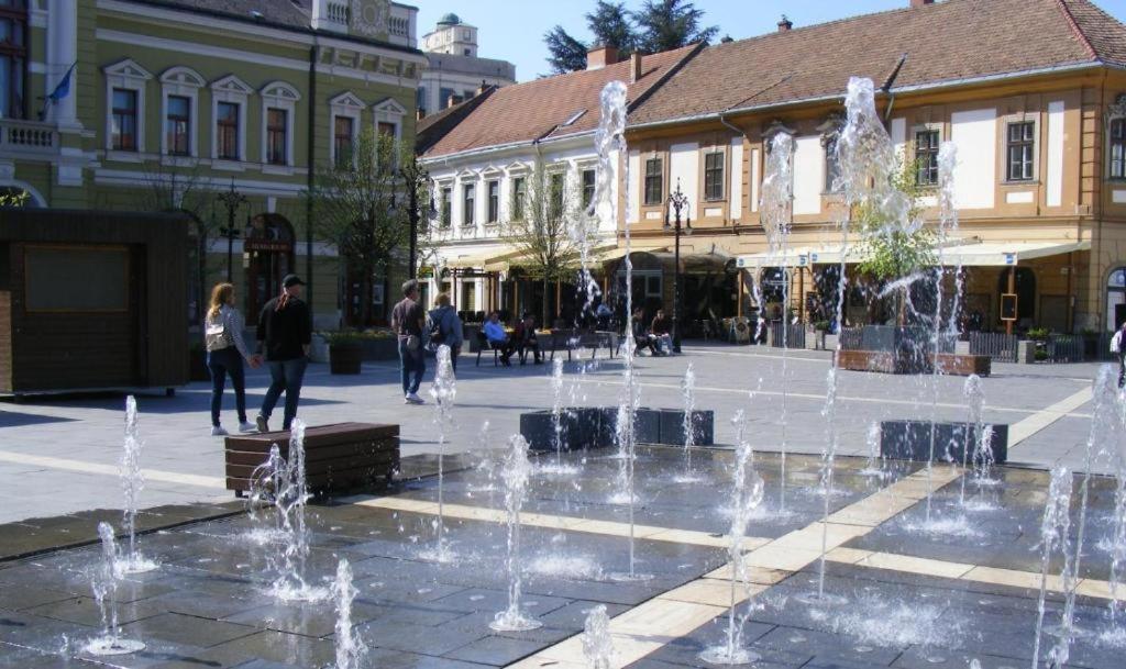 Fortuna Apartmanok Егер Екстериор снимка