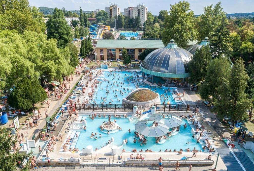 Fortuna Apartmanok Егер Екстериор снимка
